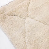 Moroccan Berber carpet blessed ouarain ecru plain with engraved diamonds 167x105cm