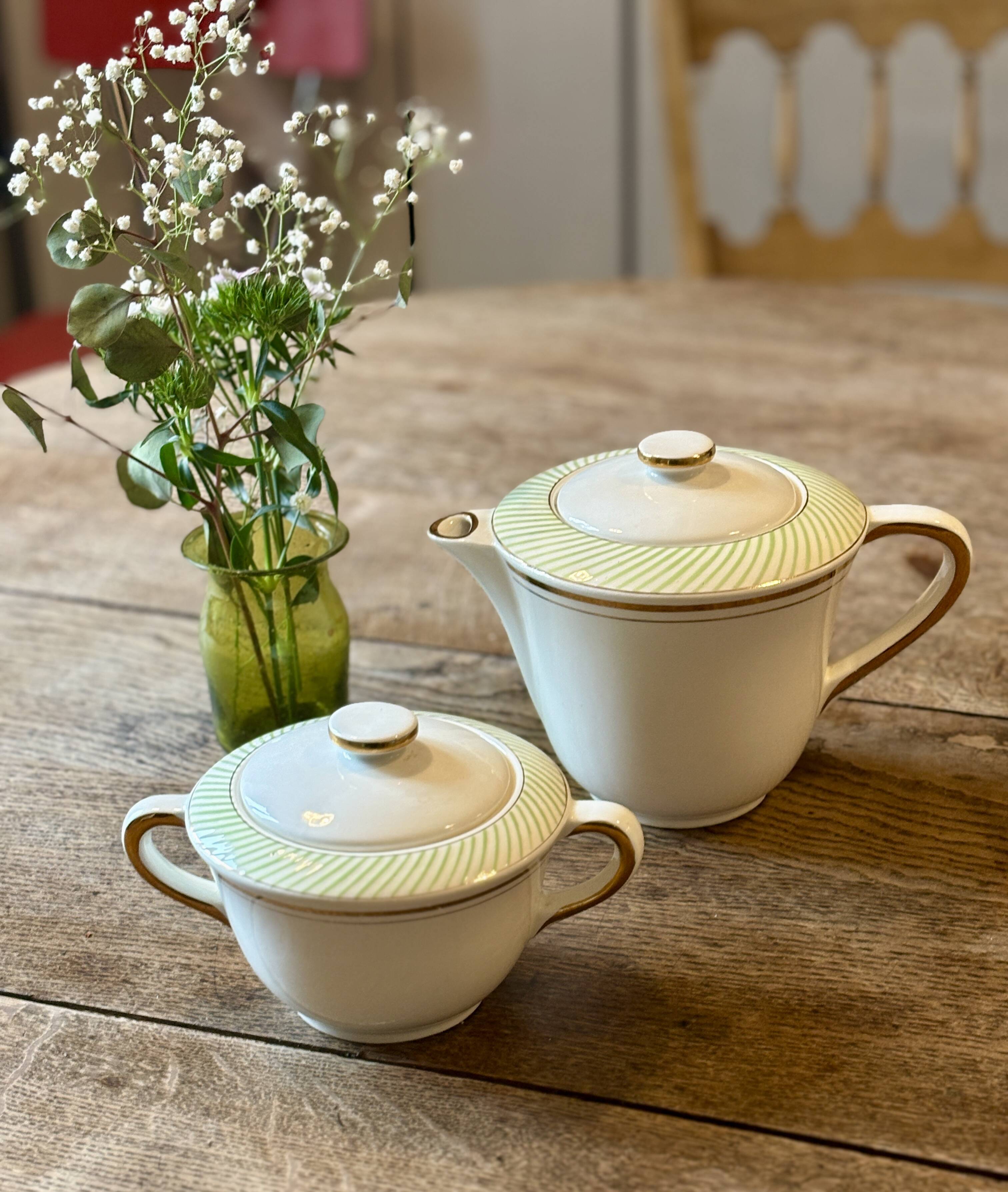 Vintage teapot and sugar bowl - Arizona by Salins