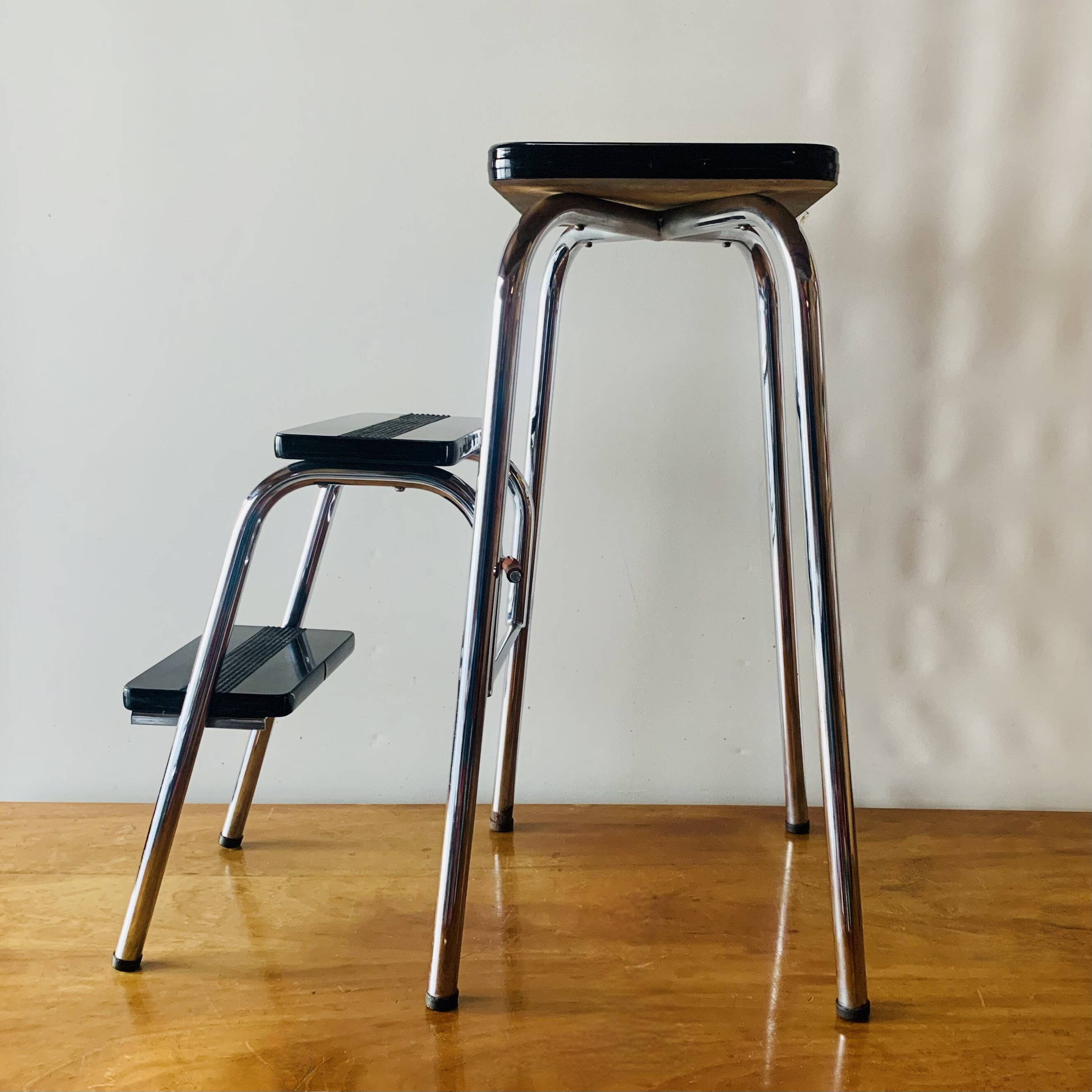 Tabouret escabeau vintage en formica noir et acier chromé