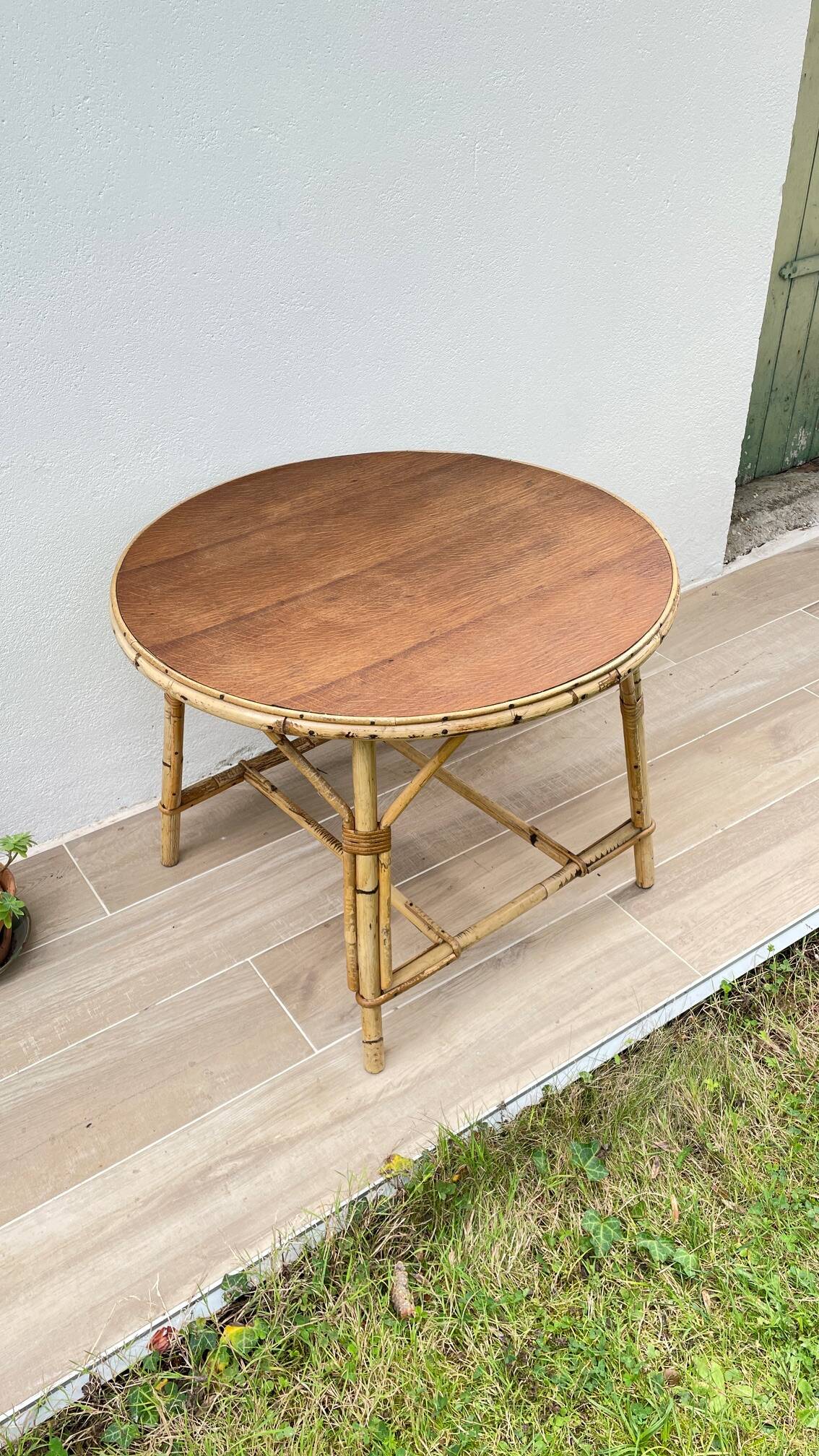 Round coffee table rattan and oak vintage
