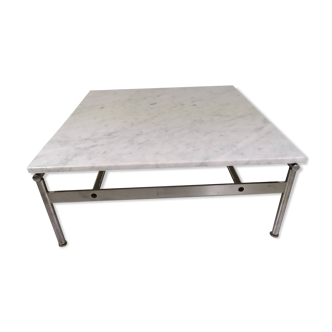 Marble coffee table