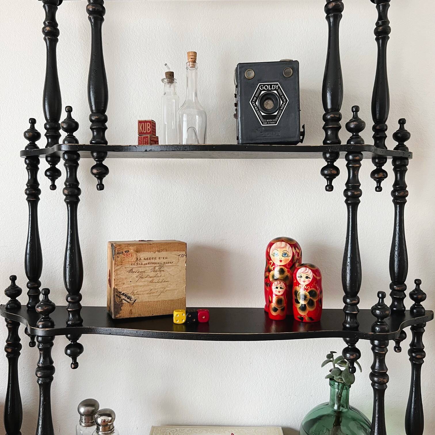 Wooden shelf, 4 shelves