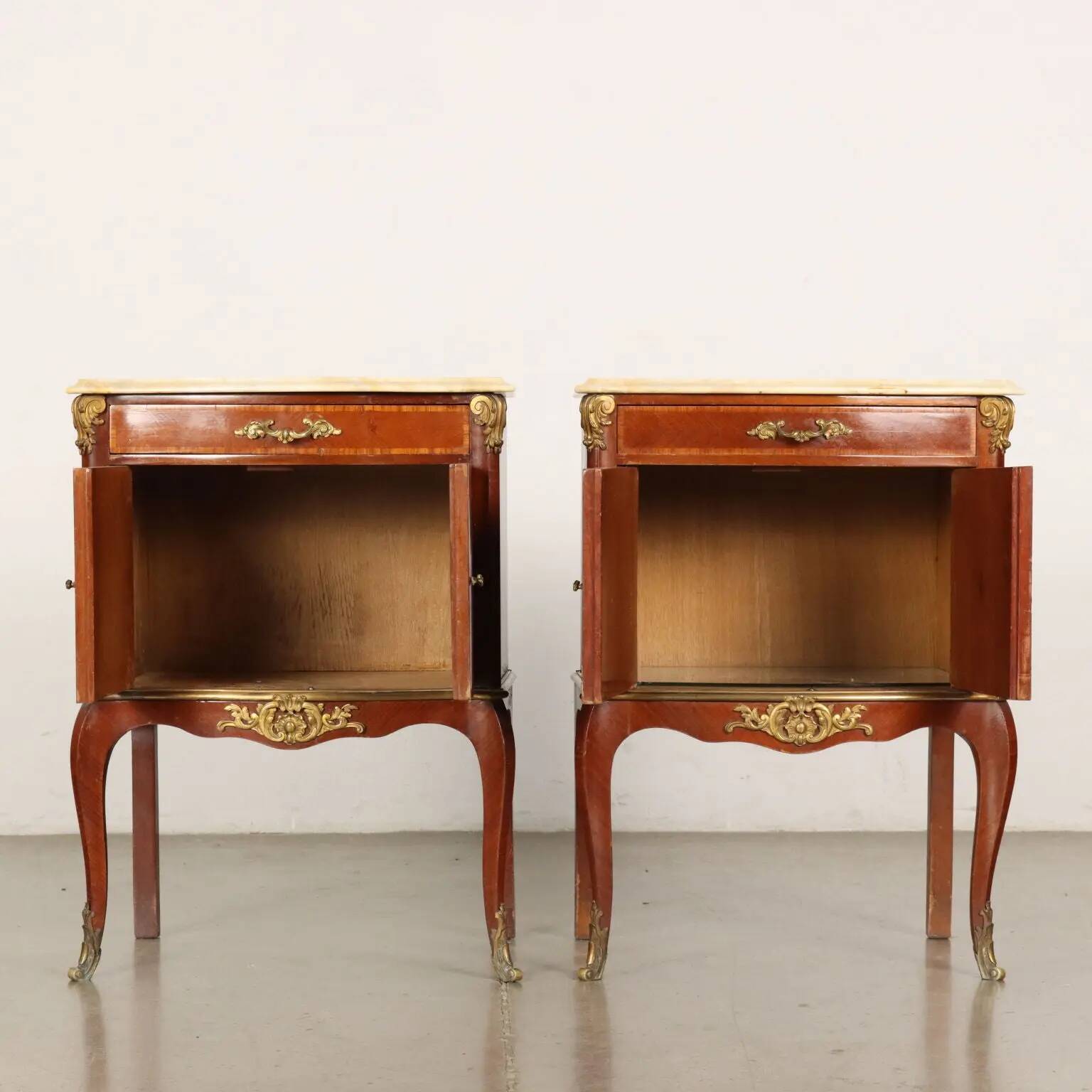 Paire de tables de chevet Stabilimento Grazioli Gaudenzi Milan XX Century