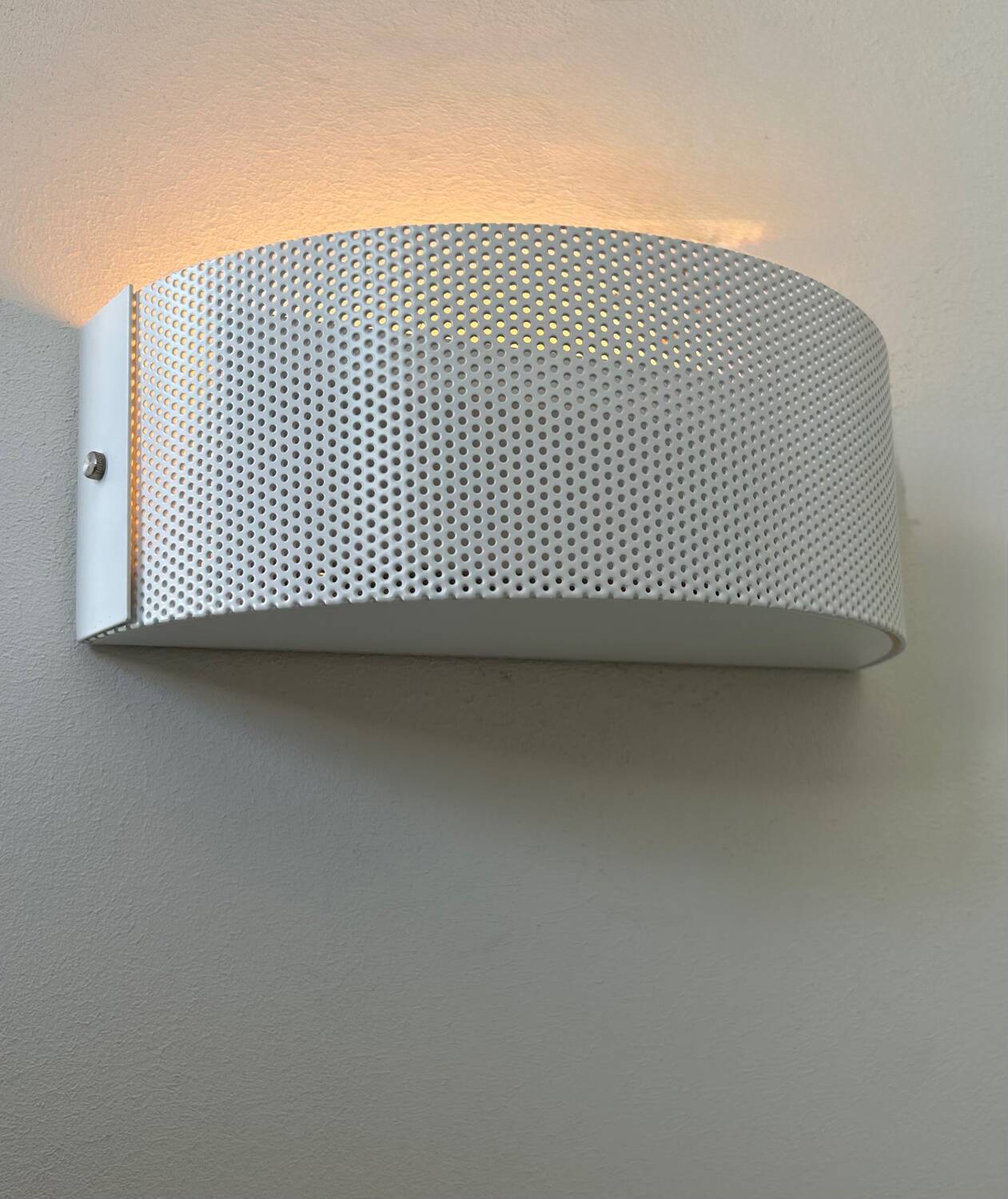 Vintage wall light, white lacquered metal, France 1980