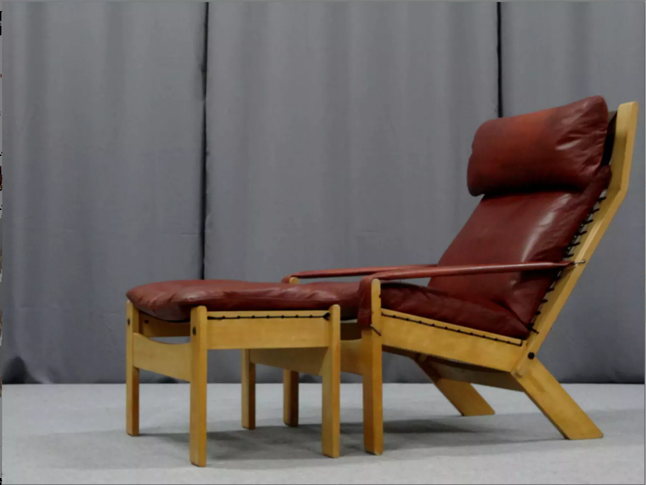 Pair of armchairs and ottoman, 1960