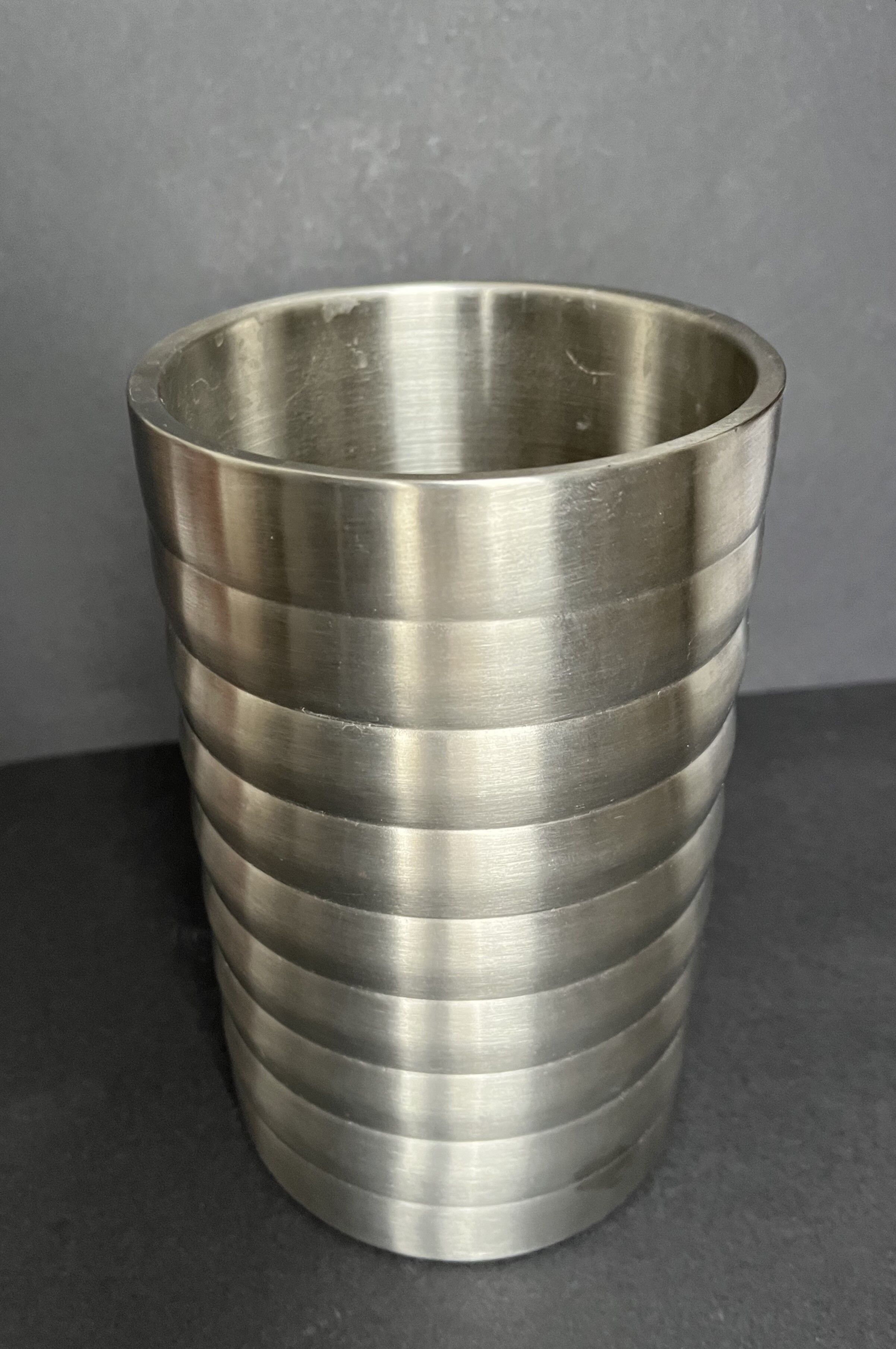 Vase in brushed aluminum