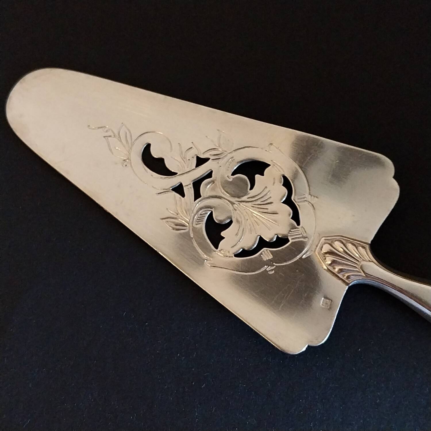 Antique art nouveau silver metal pie server