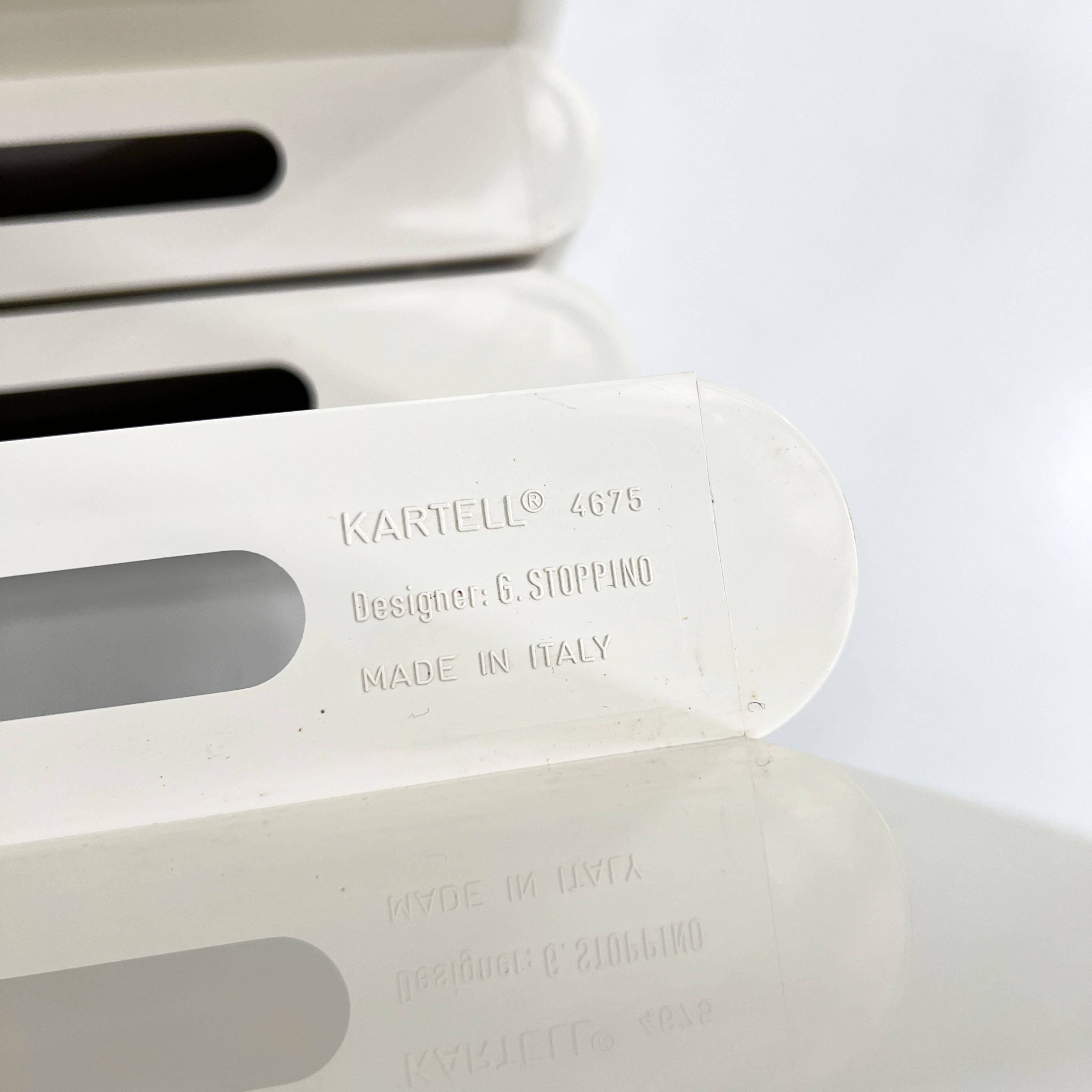 Porte-magazines crème par Giotto Stoppino pour Kartell, 1970