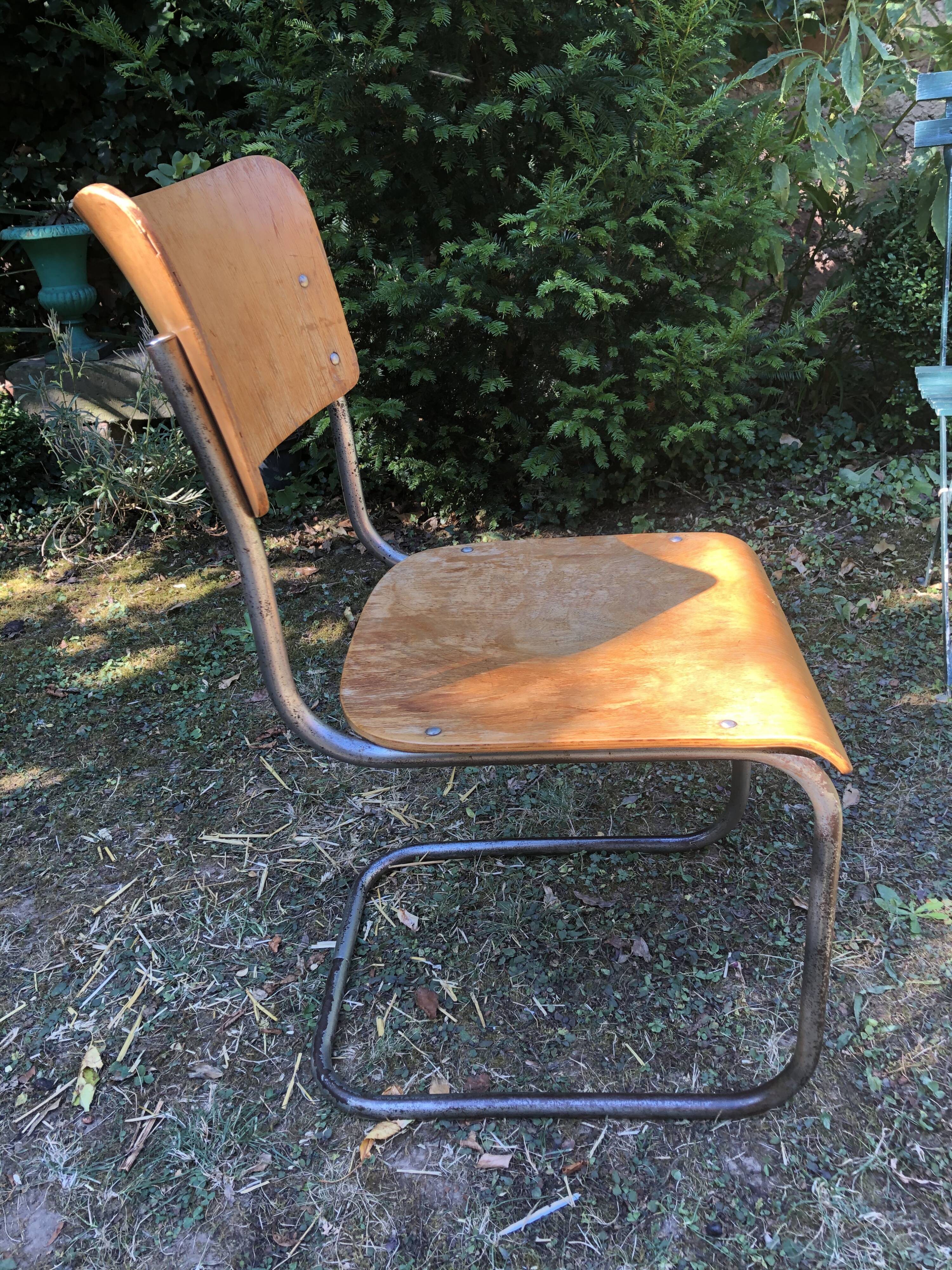 Modernist S43 chair by Mart Stam Bauhaus circa 1930