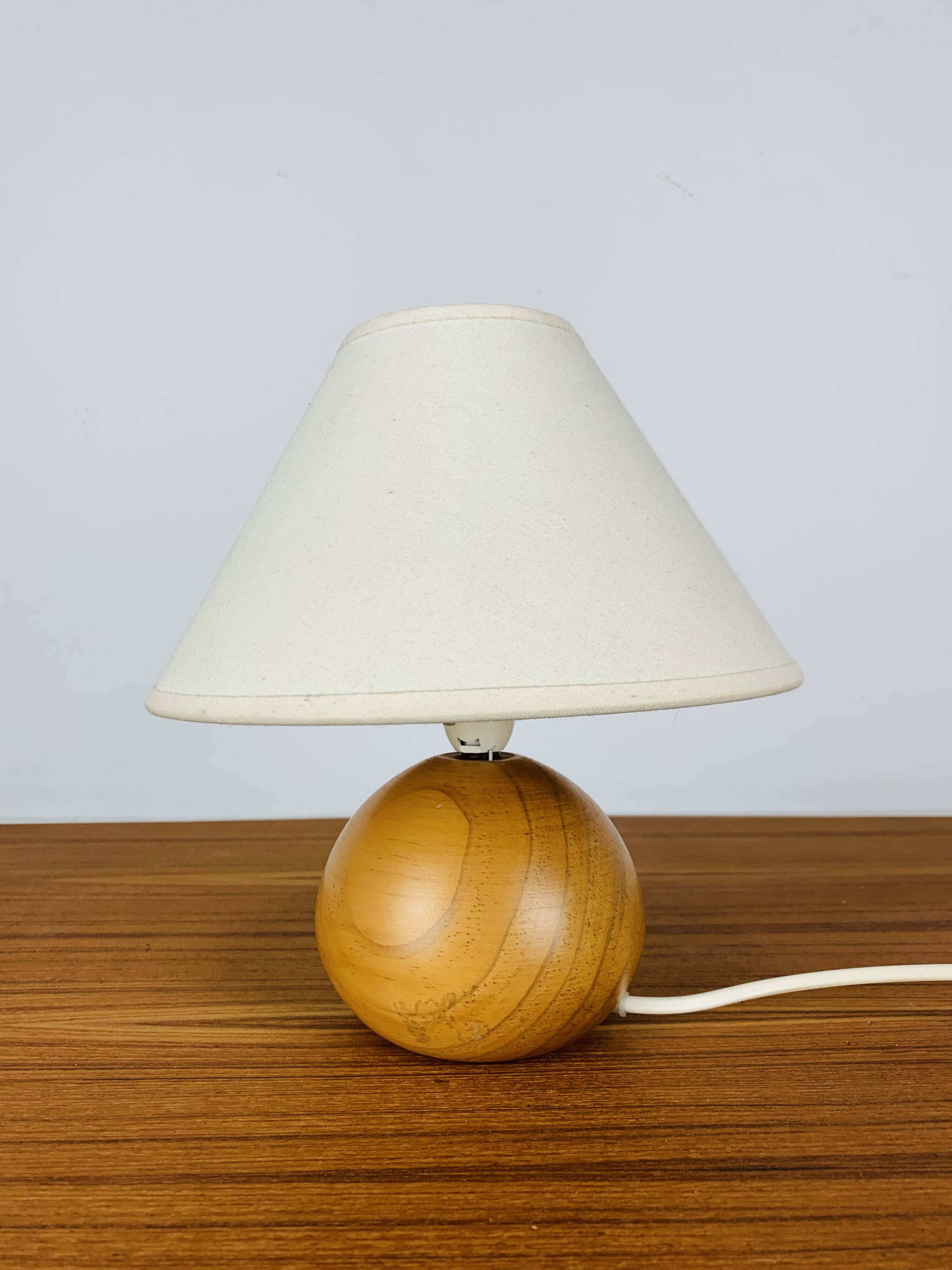Lampe boule en pin, années 80