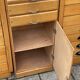 Trio vintage d’armoires en bois de pin allemand