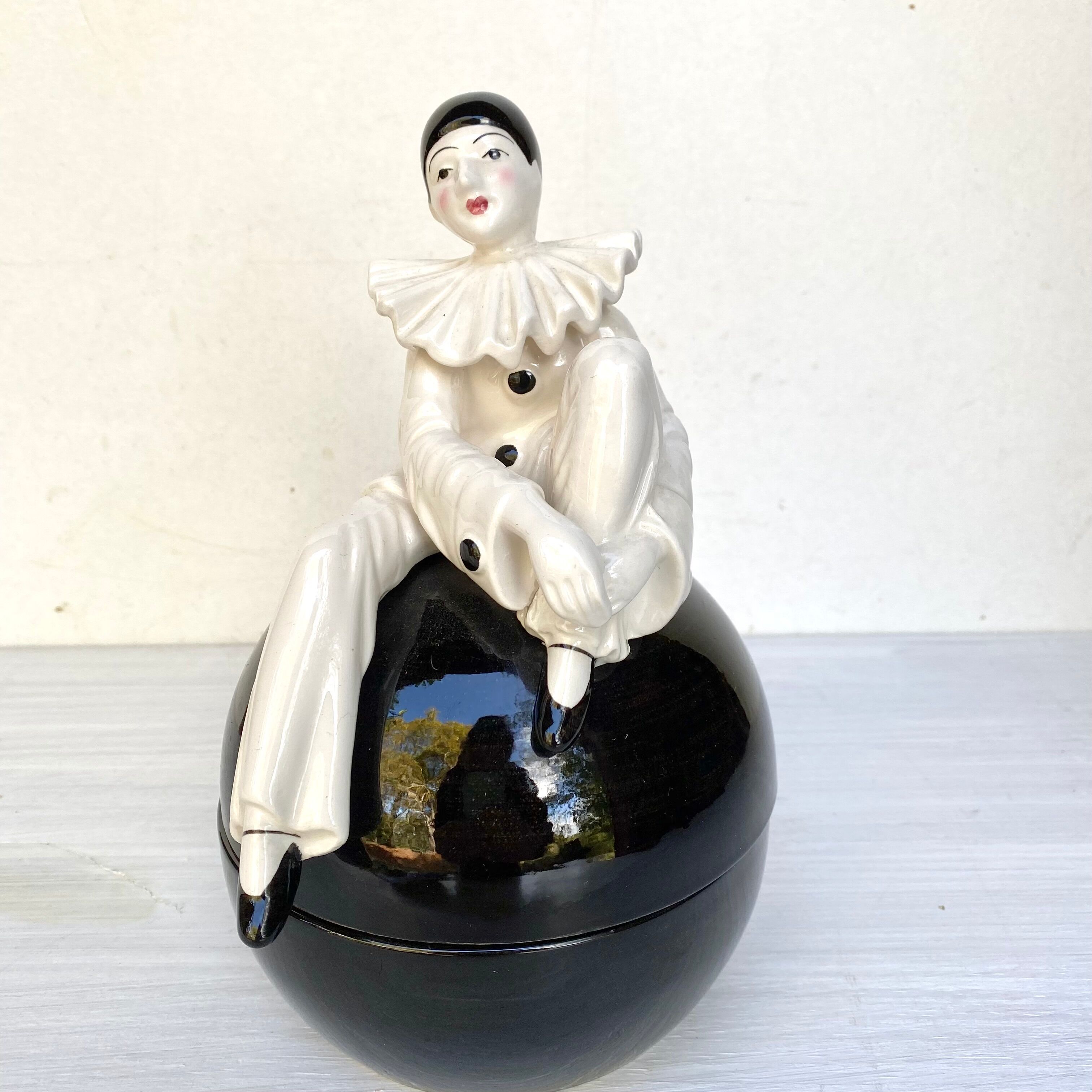 Vintage pierrot ceramic pot