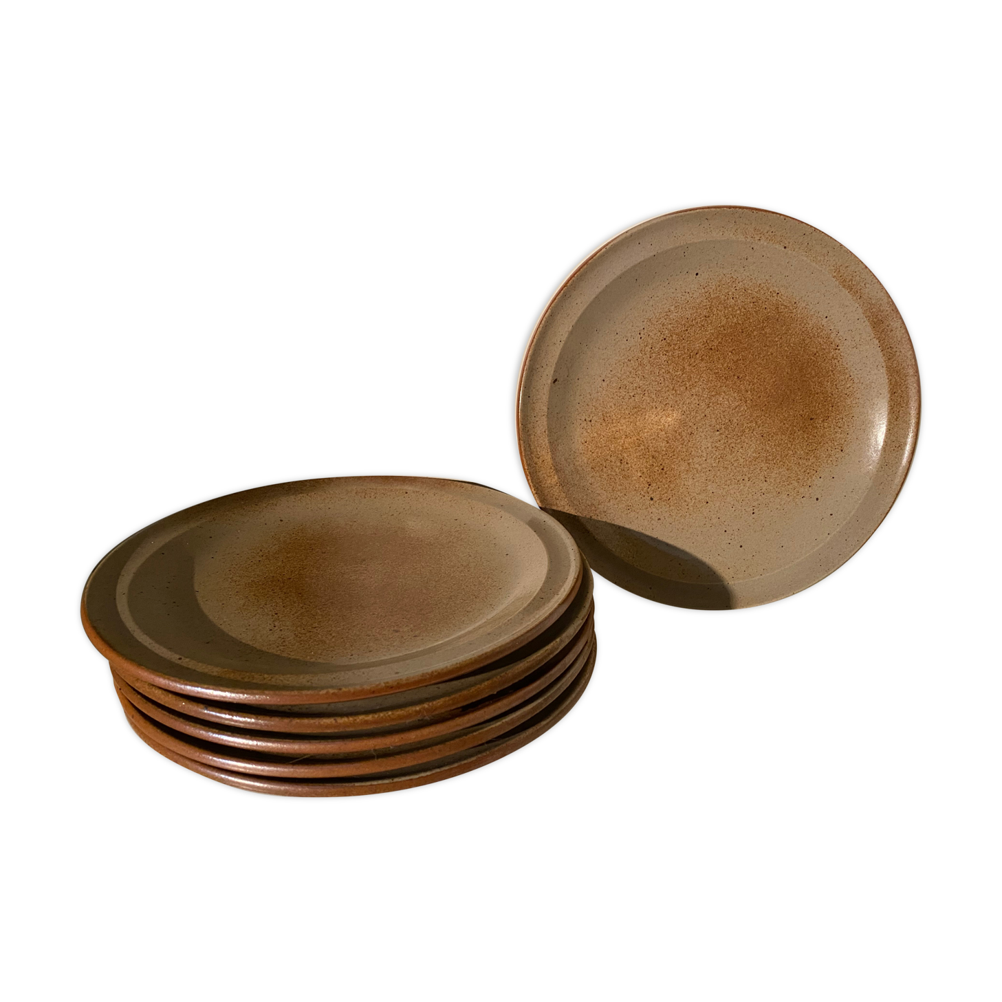 6 vintage sandstone plates
