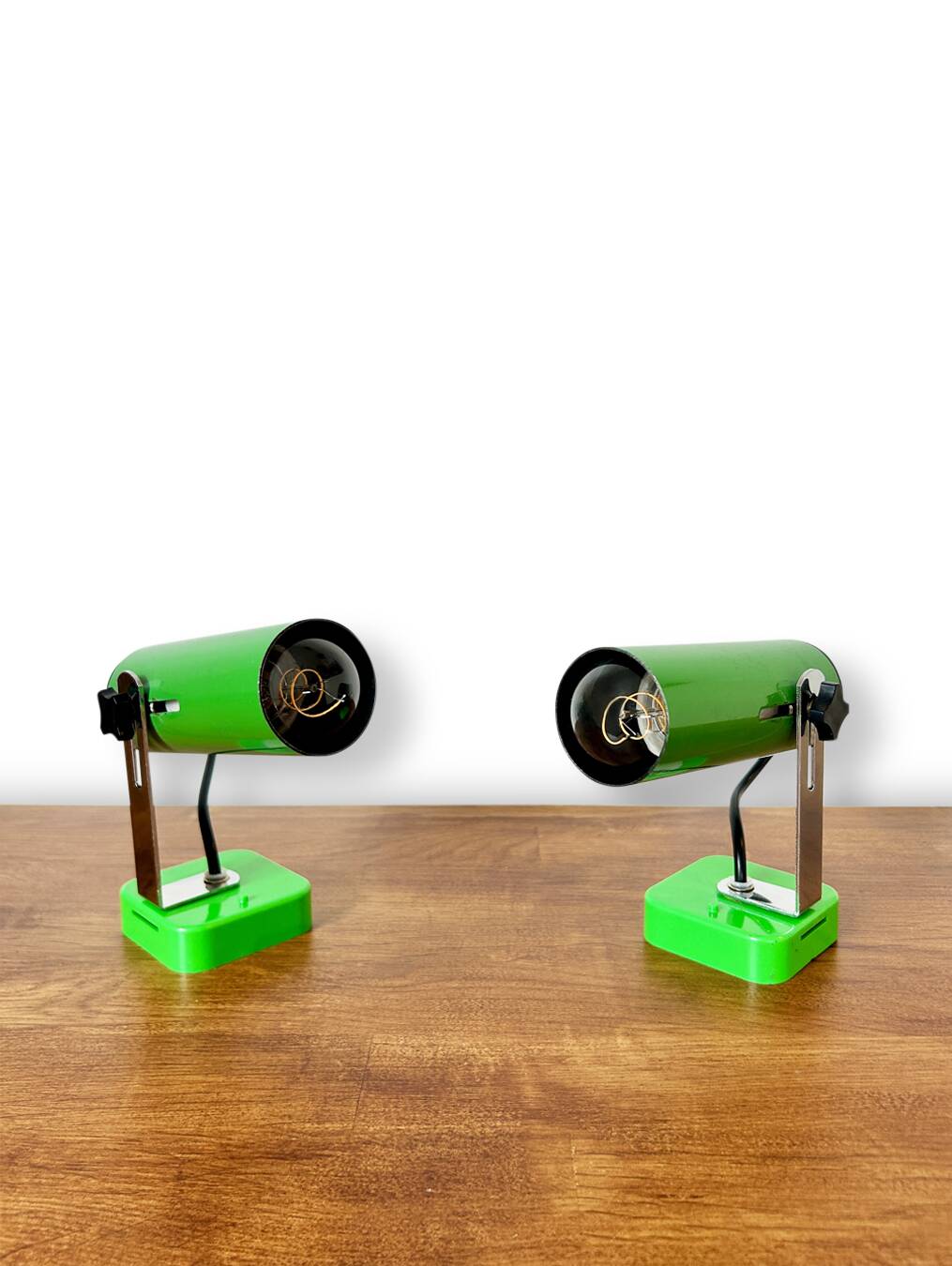 Targetti vintage green wall lights