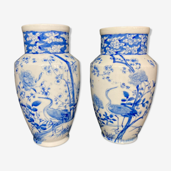 2111882 Japan, pair of baluster vases decorated in blue cranes and peonies XXth