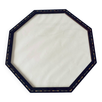 Octagonal marquetry frame