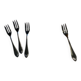 Box of dessert forks