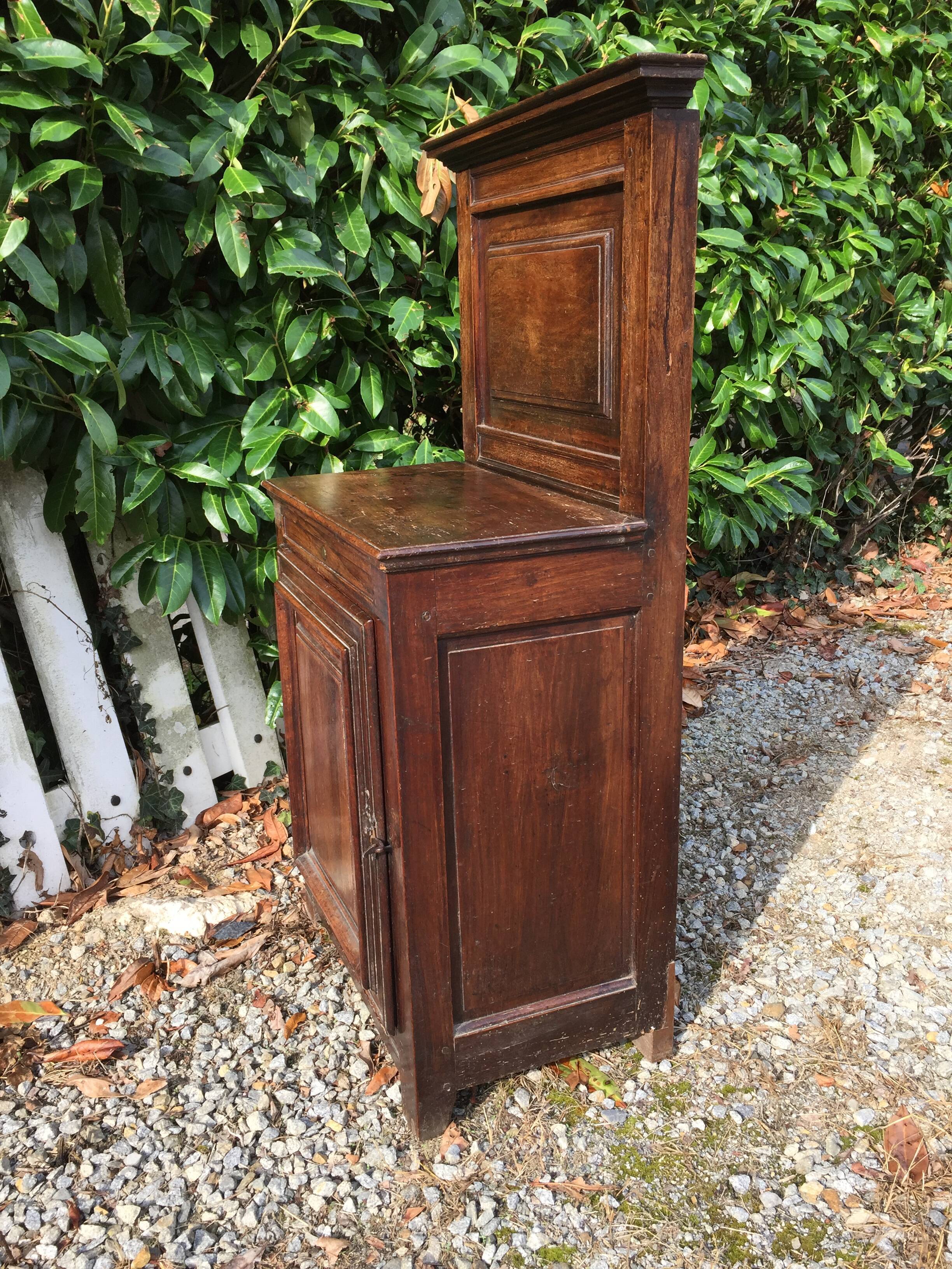 Buffet Jam oratory walnut louis XIII period