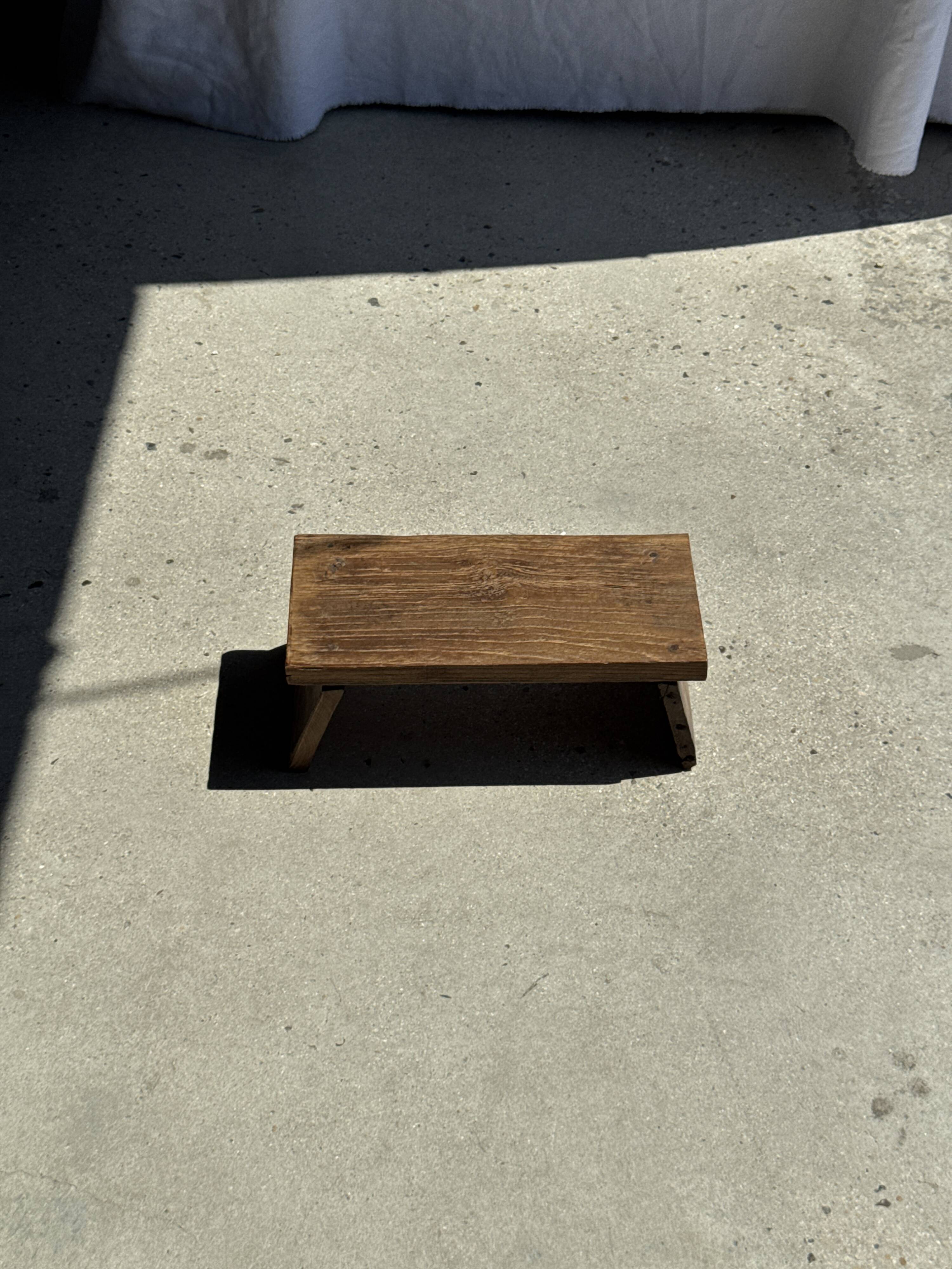 Small low bench in old teak from Indonesia H16 L39
