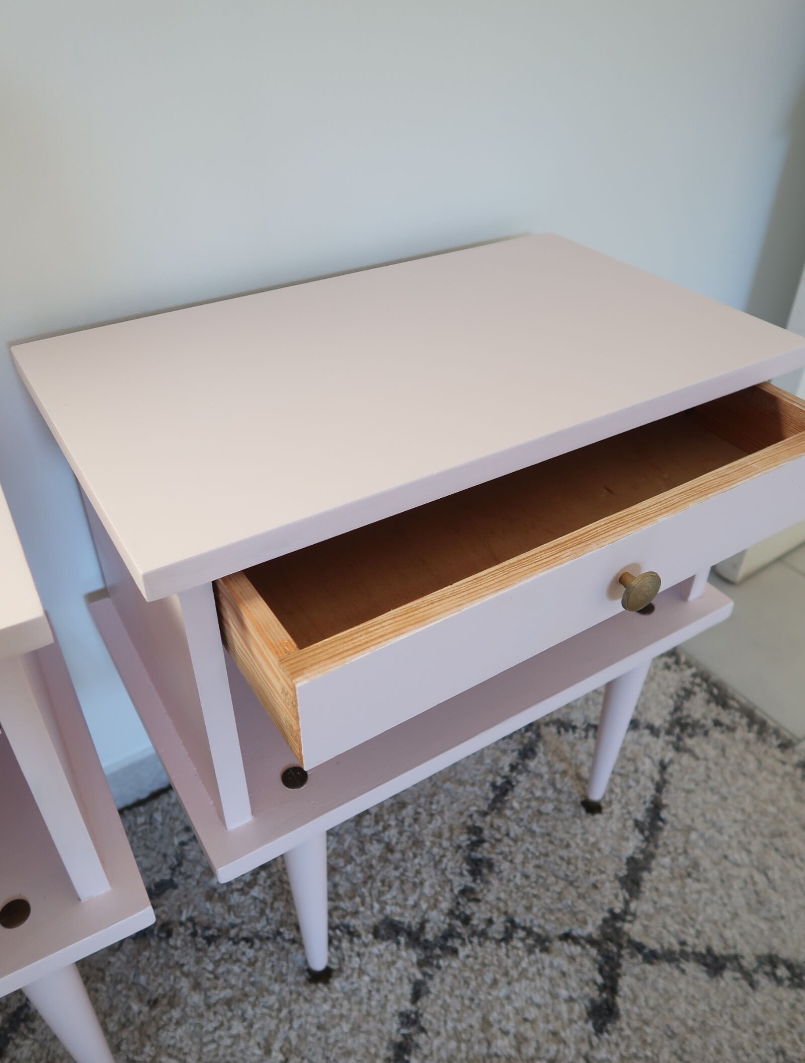 Lot de tables de chevets