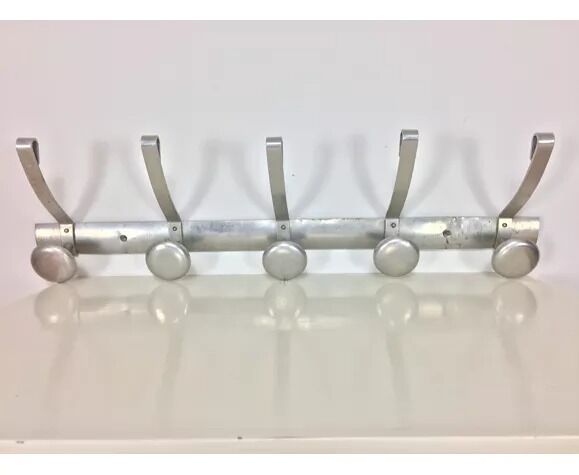 Industrial wall coat rack 5 aluminum hooks