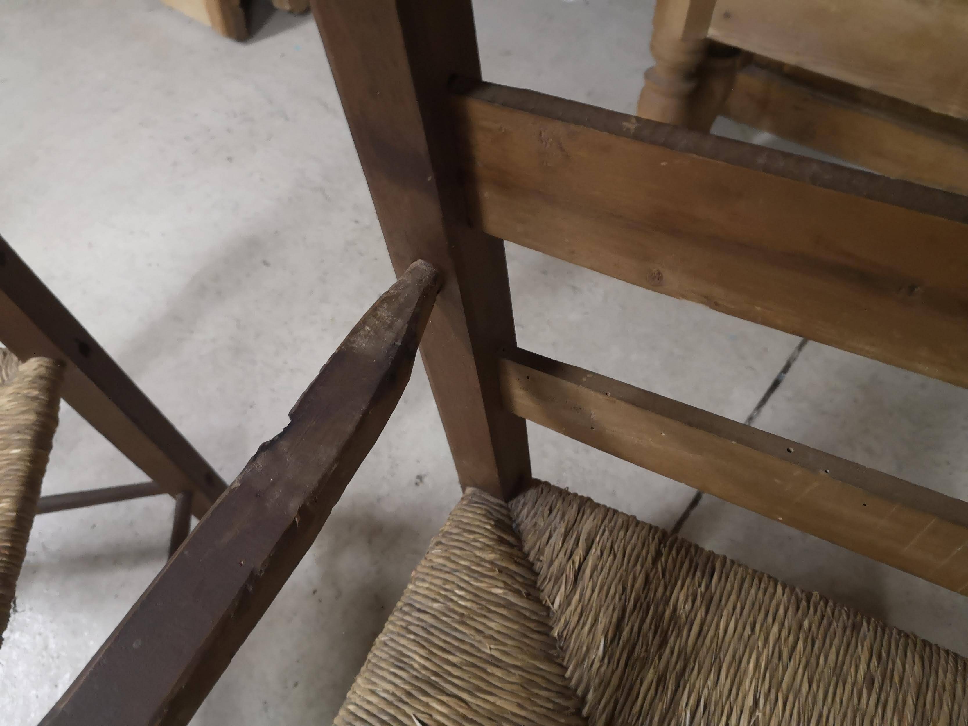 Pair of antique wooden straw-seated armchairs - Authentic country style