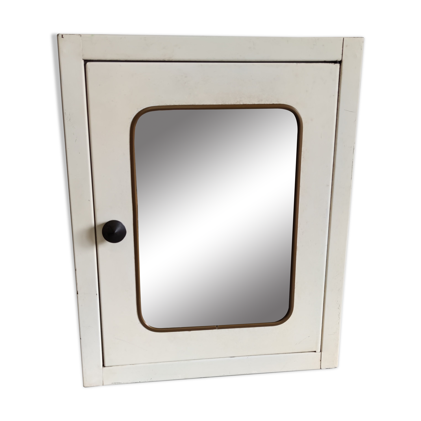 Metal toilet cabinet