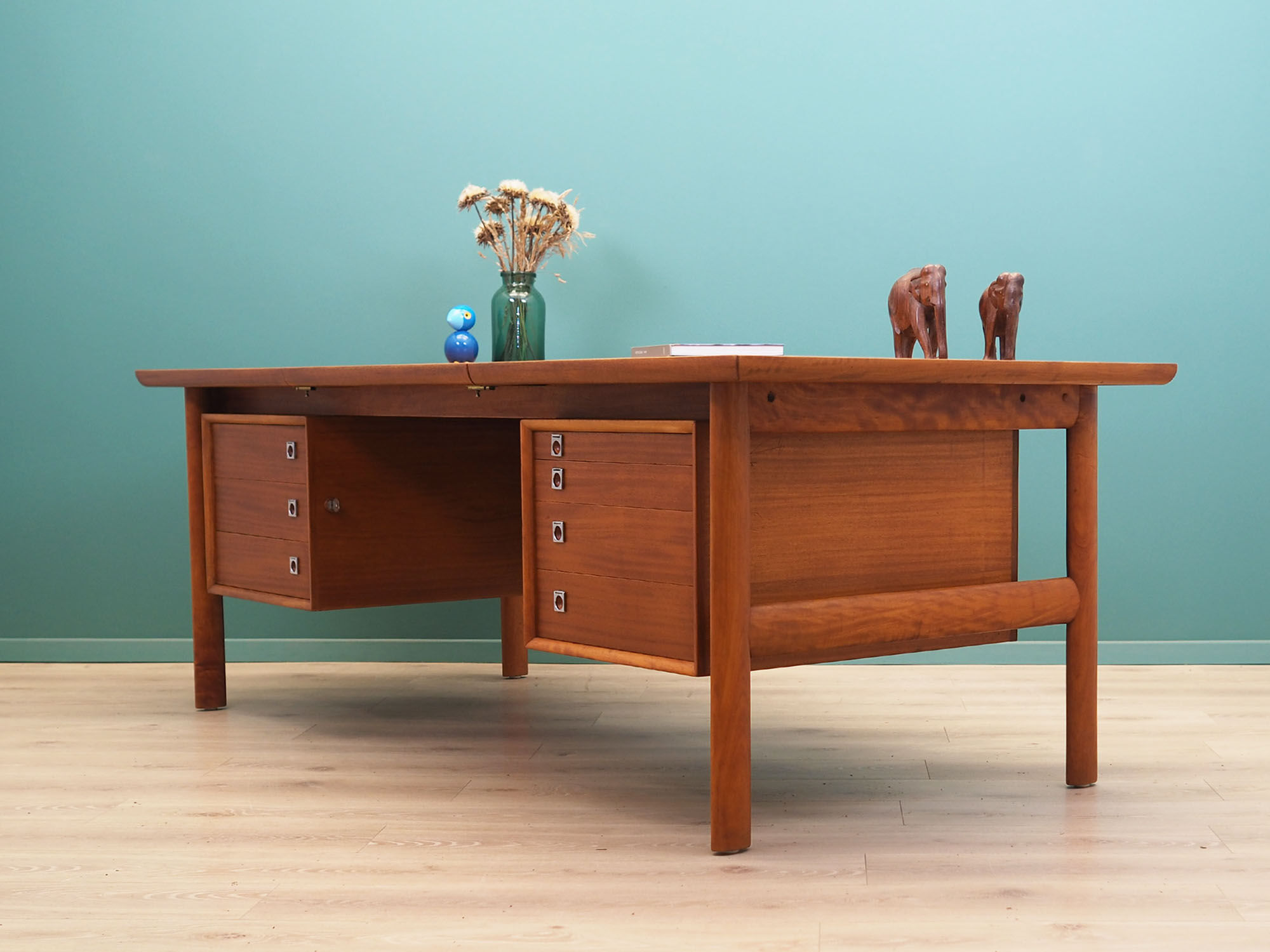 Mahogany desk, Danish design, 1960s, designer: Arne Vodder, production: Sibast