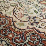 Tapis persan fait main en laine et soie