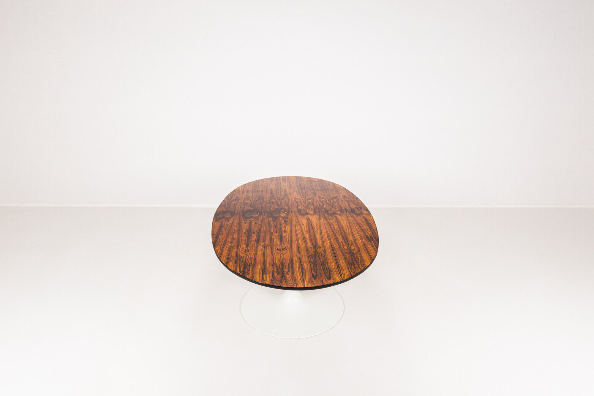 Oval dining table in rosewood by Maurice Burke for Arkana, England, 1960s