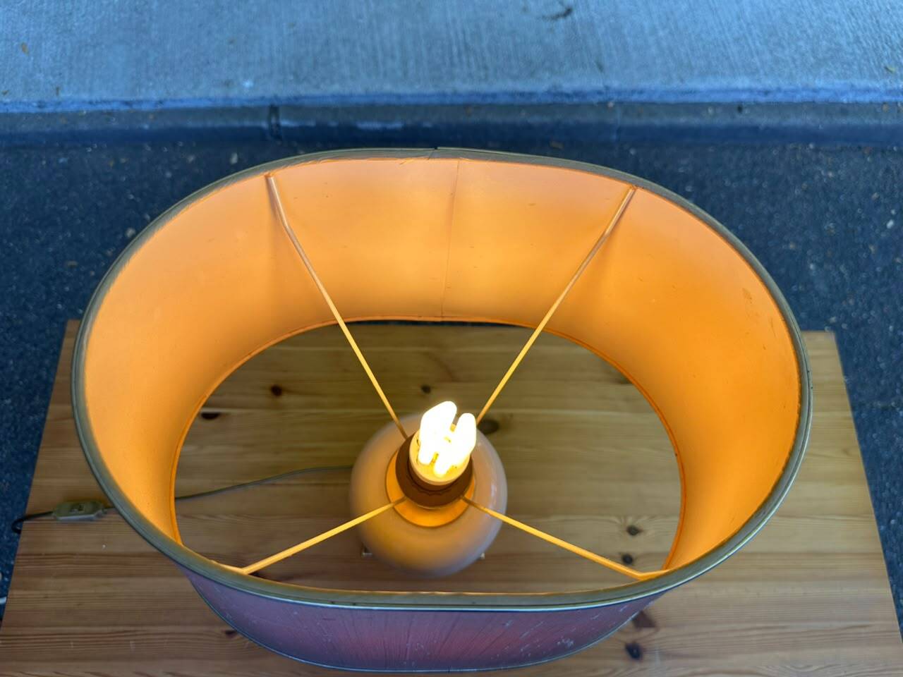 Large vintage 70s table lamp Maison Le Dauphin in brass & ceramic cr