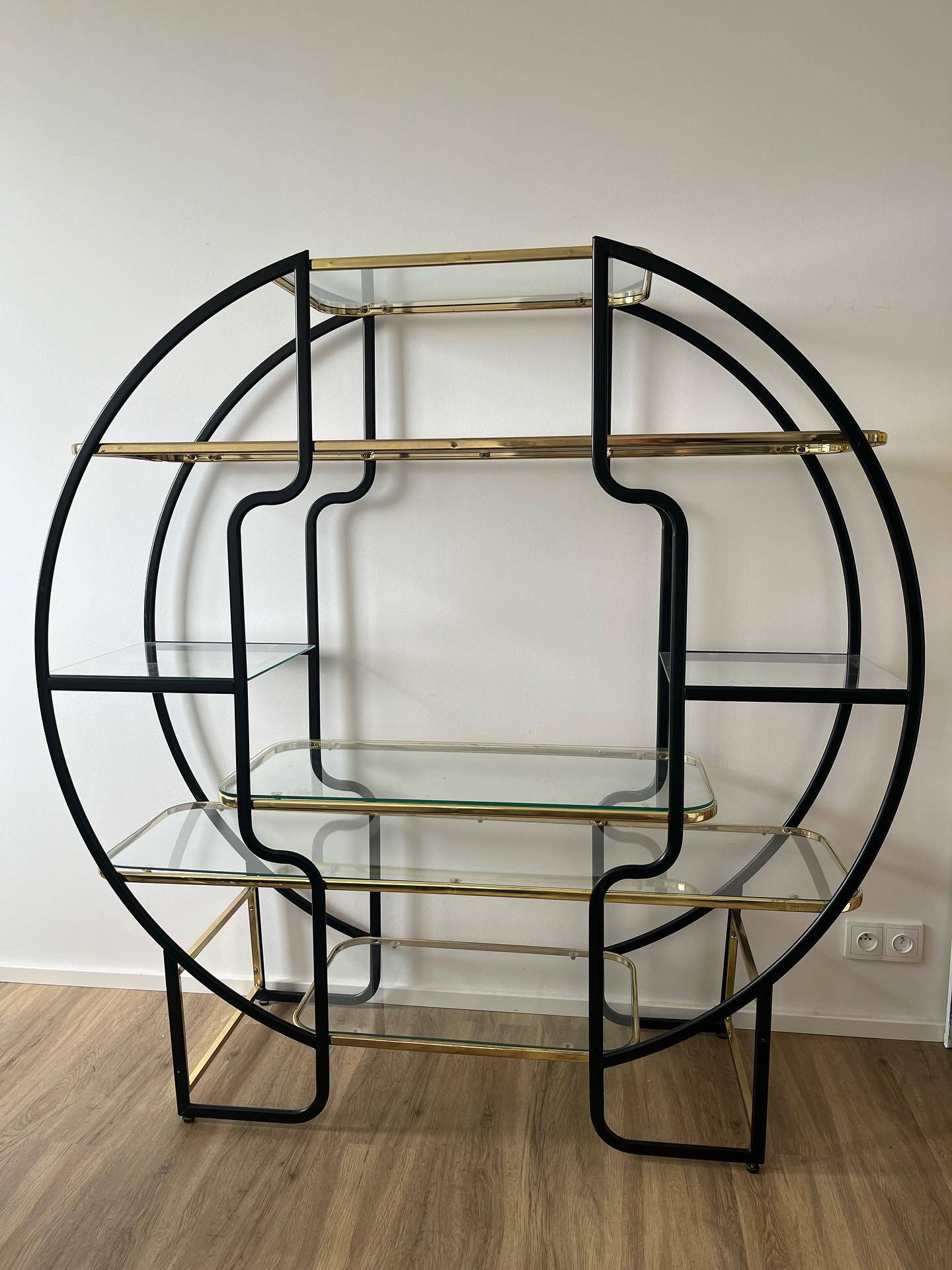 Etagere