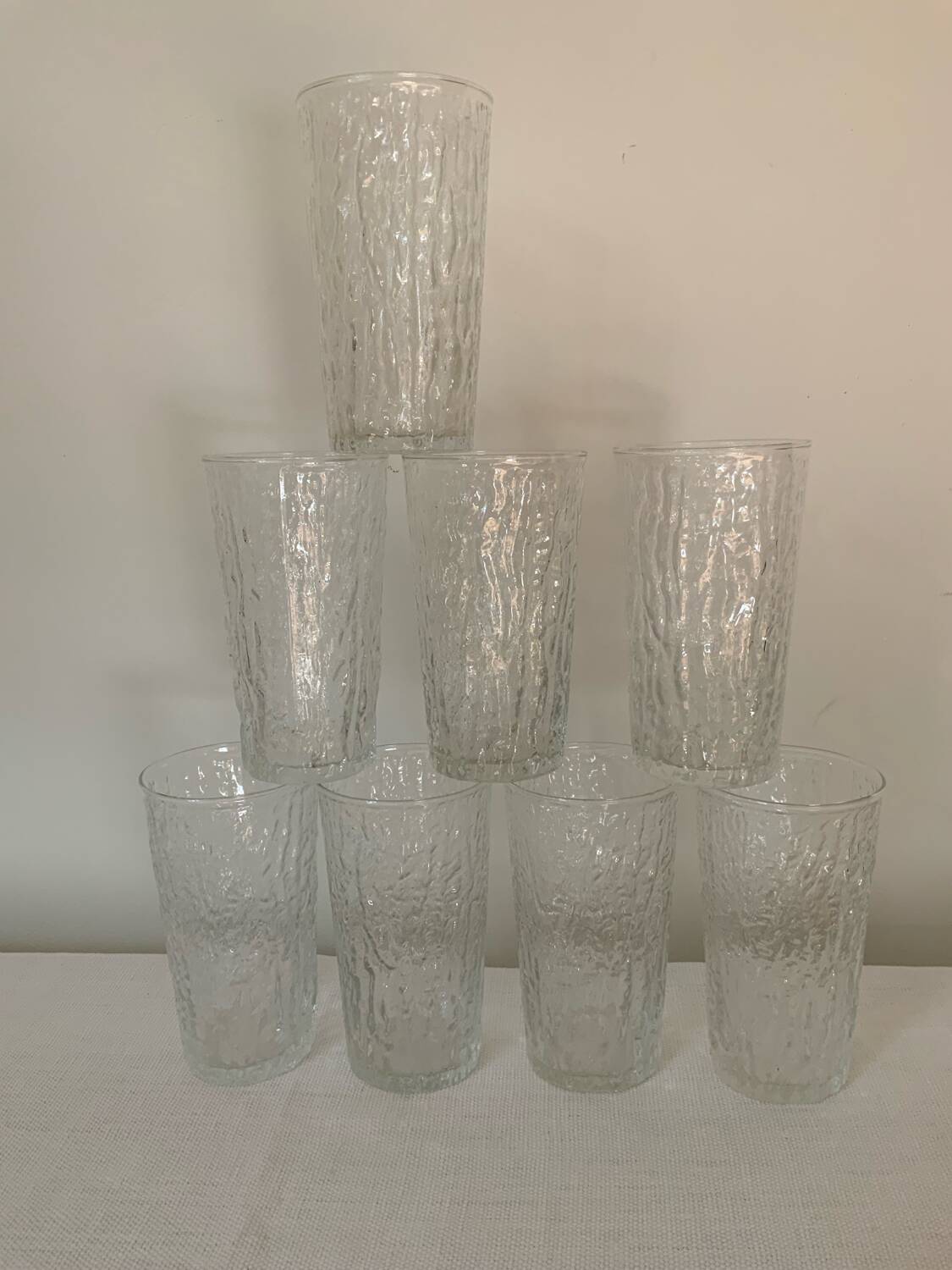 8 vintage glasses