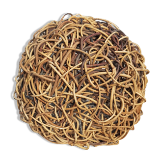 Round wicker wall lamp
