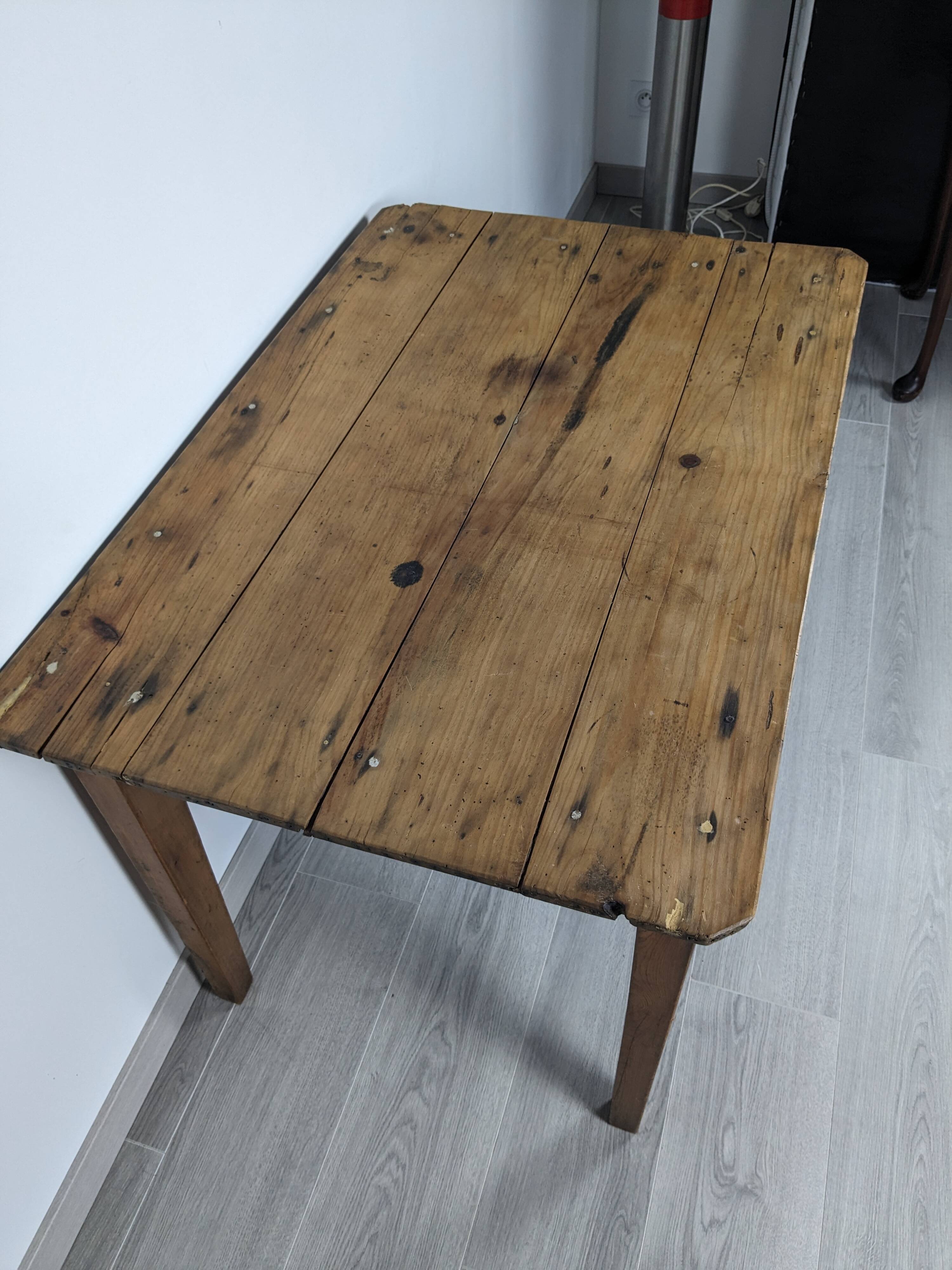 Table de campagne en hêtre