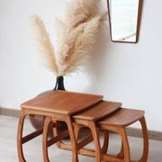 Tables gigognes en teck éditées par Nathan, années 60