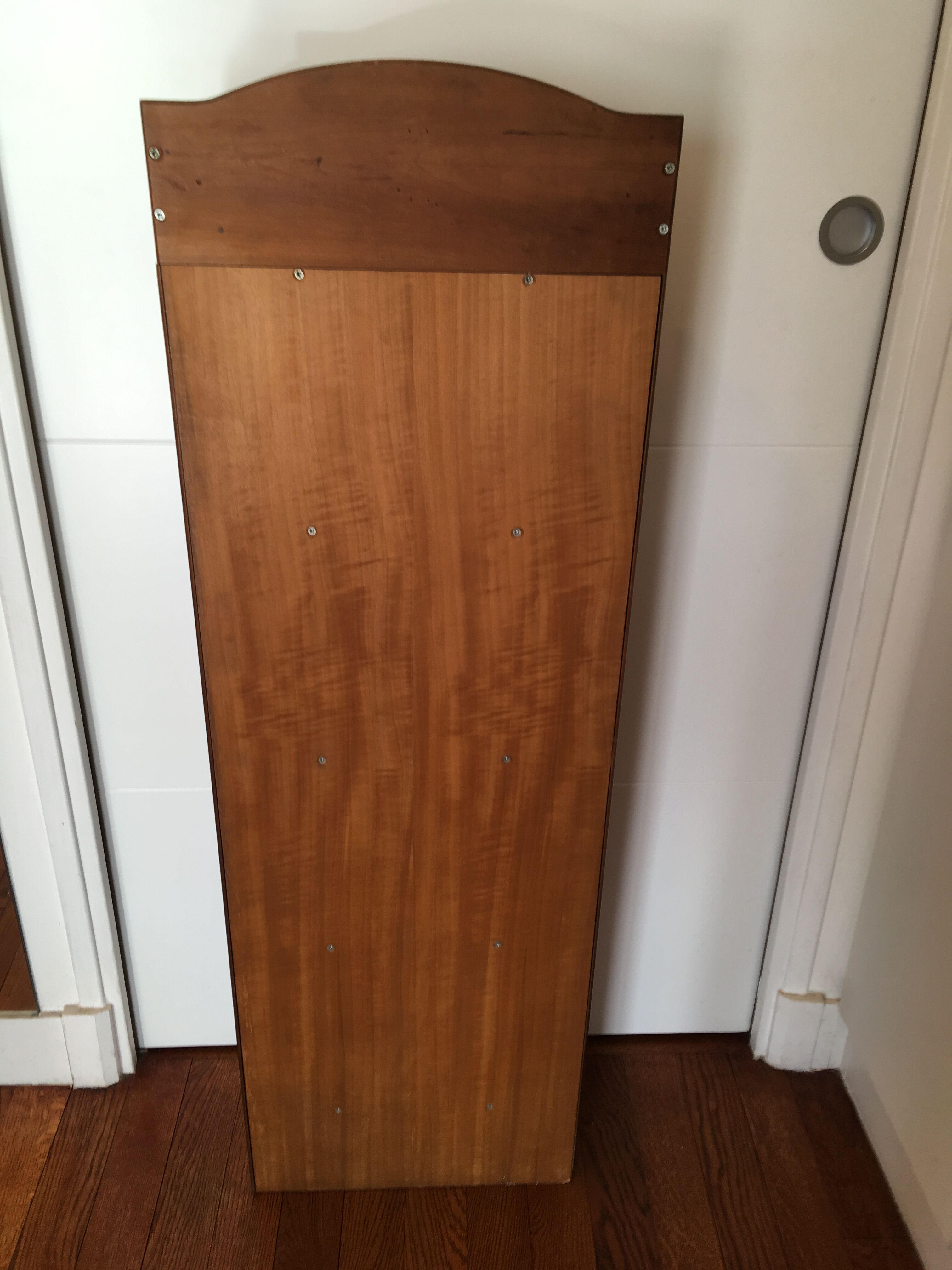 Bibliothèque en bois massif à 5 étagères