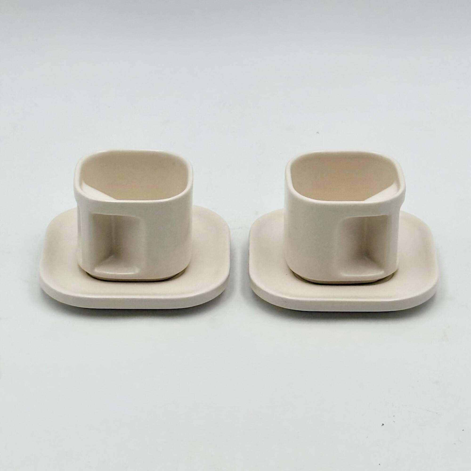 Tasses en céramique ivoire Makio Hasuike design italien années 70