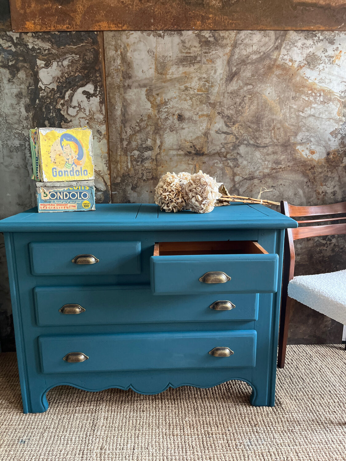 Oak chest of drawers pegged summer night