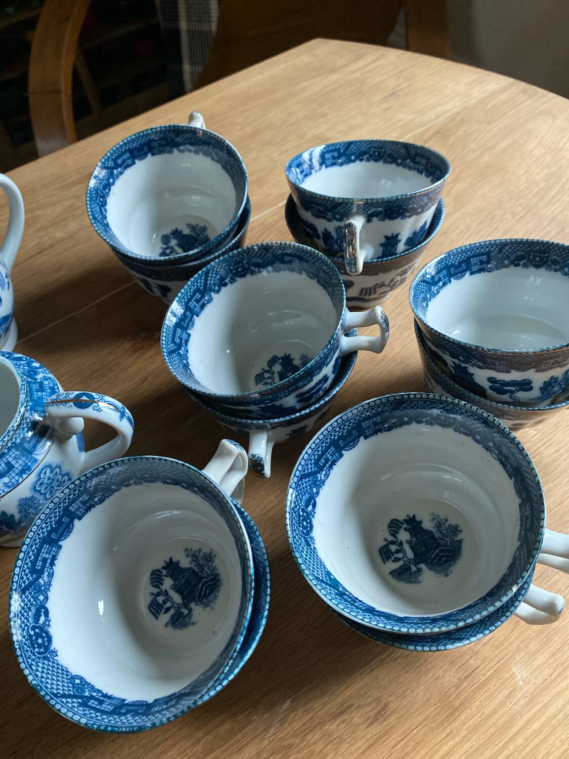Blue Willow Tea Set