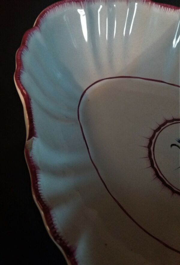 Plat en faïence de l'est fin XVIIIème