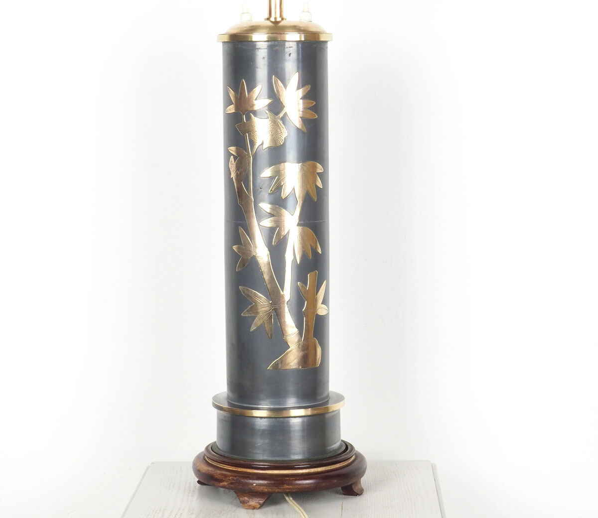Set of 2 Chinese vintage table lamps with bamboo decor
