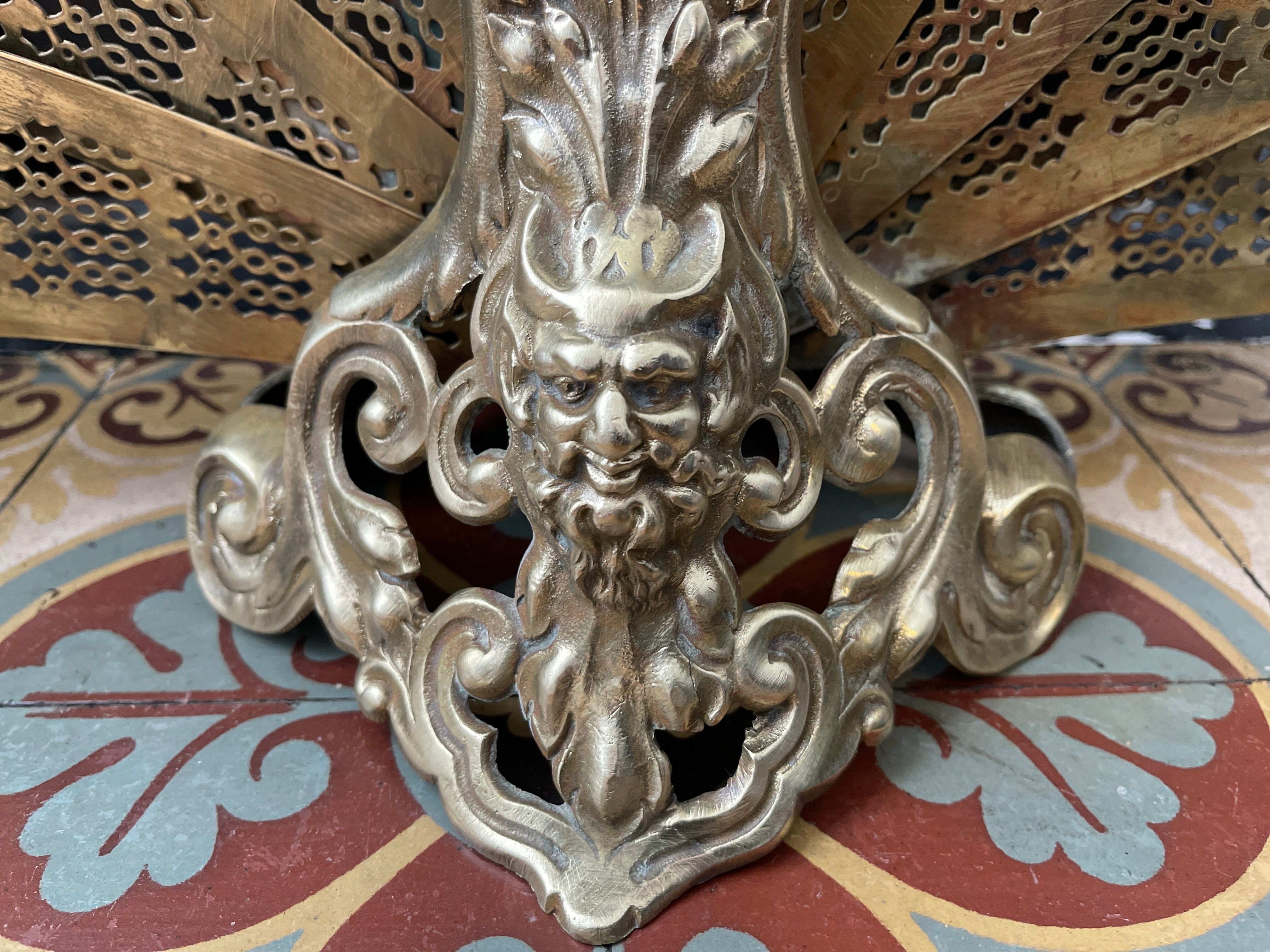Old bronze fire firewall Napoleon 3 peacock tail fan and Vulcan head