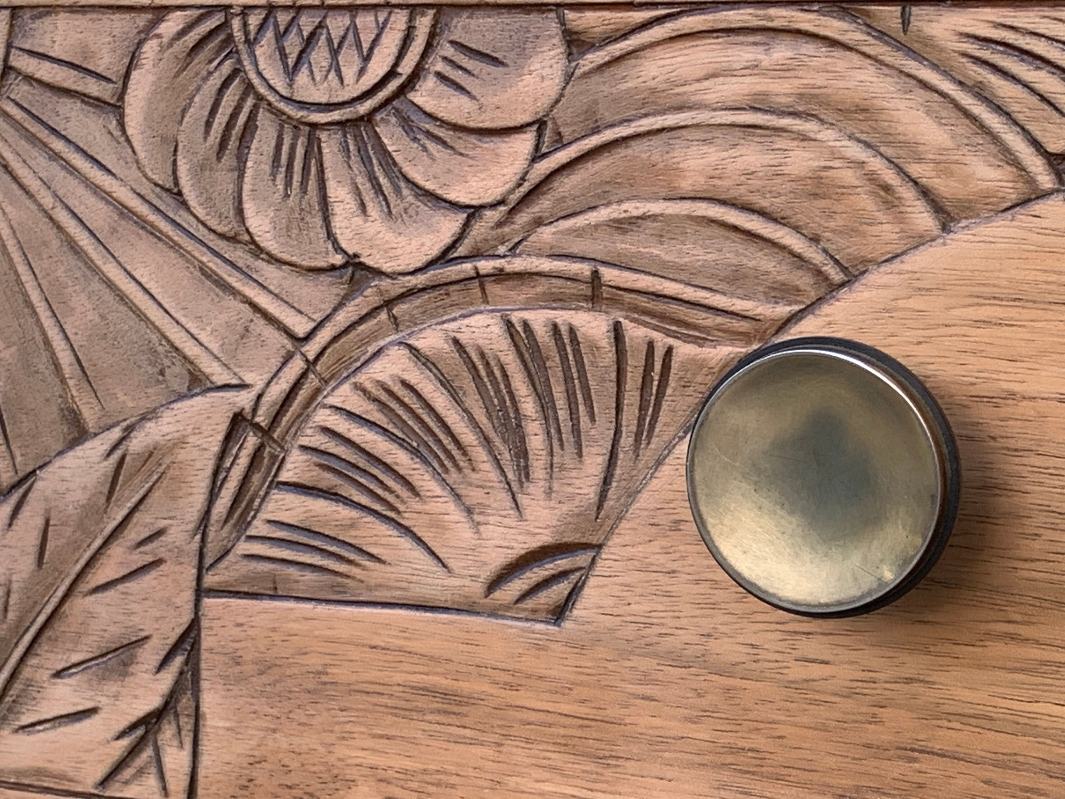 Art Deco chest of drawers Blond walnut 1930