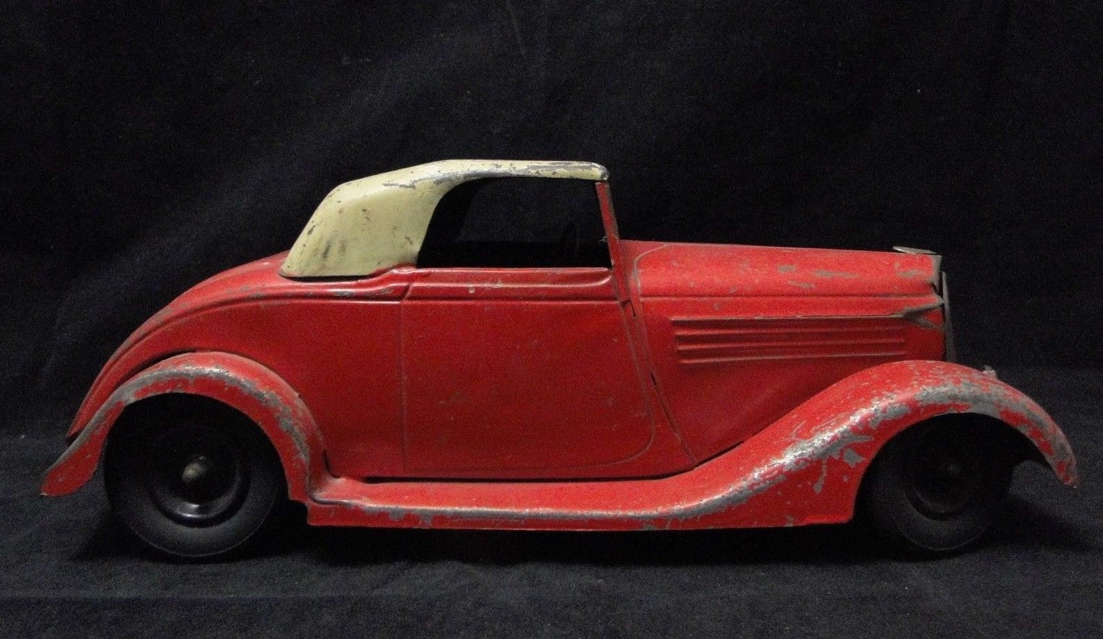 Voiture Ancienne CIJ Renault Viva Grand Sport – Tôle Repeinte – Jouet Mécanique