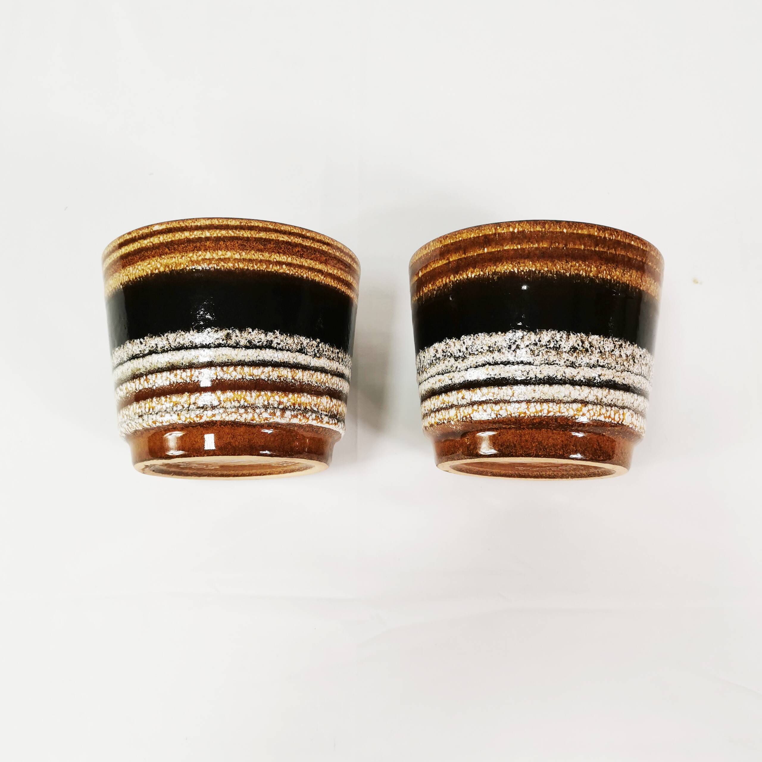 A pair of ceramic flower pots with covers, Scheurich, Germany, 1960s.