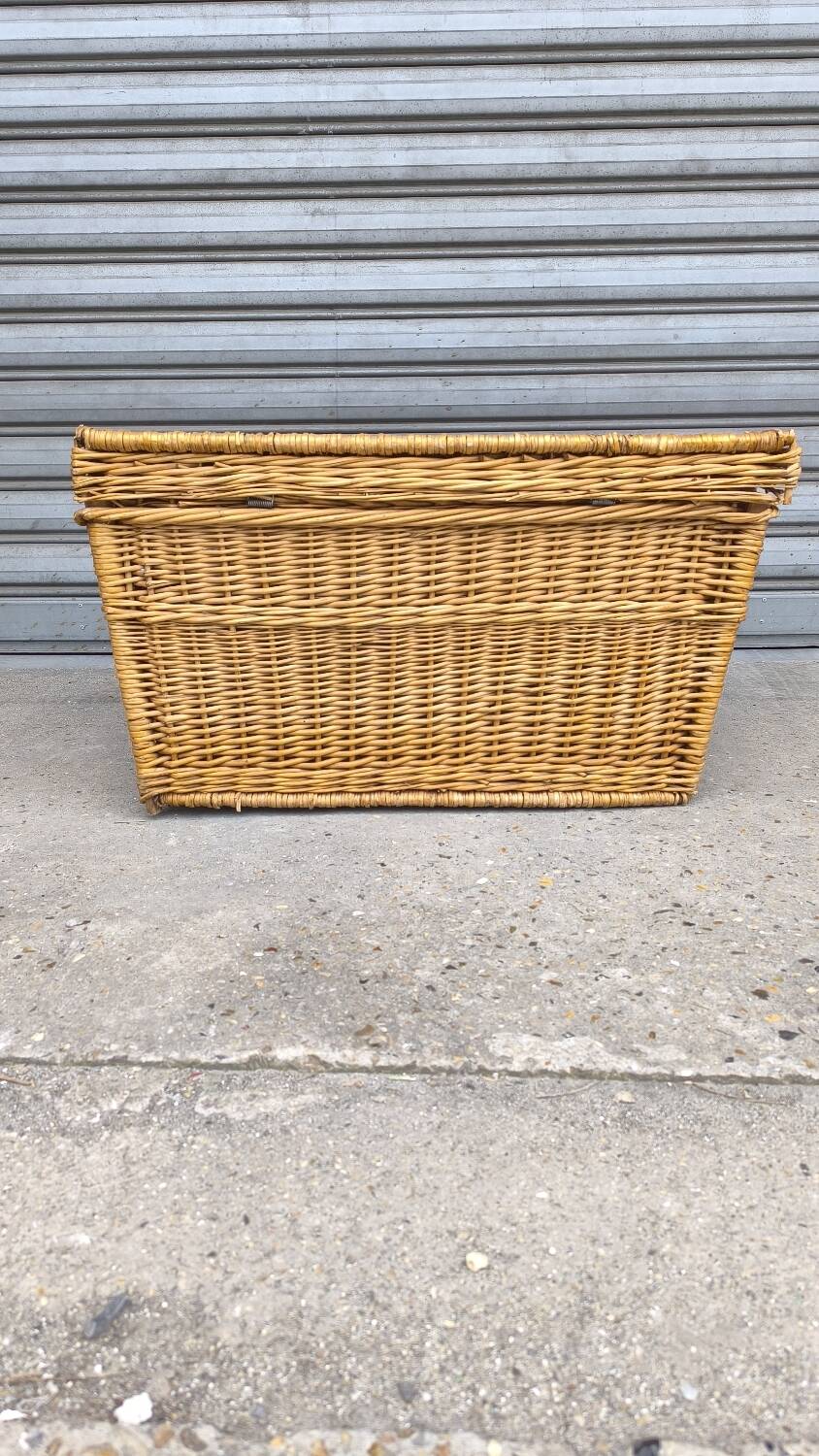 Wicker basket 1960