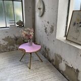 Table basse vintage en rotin rose