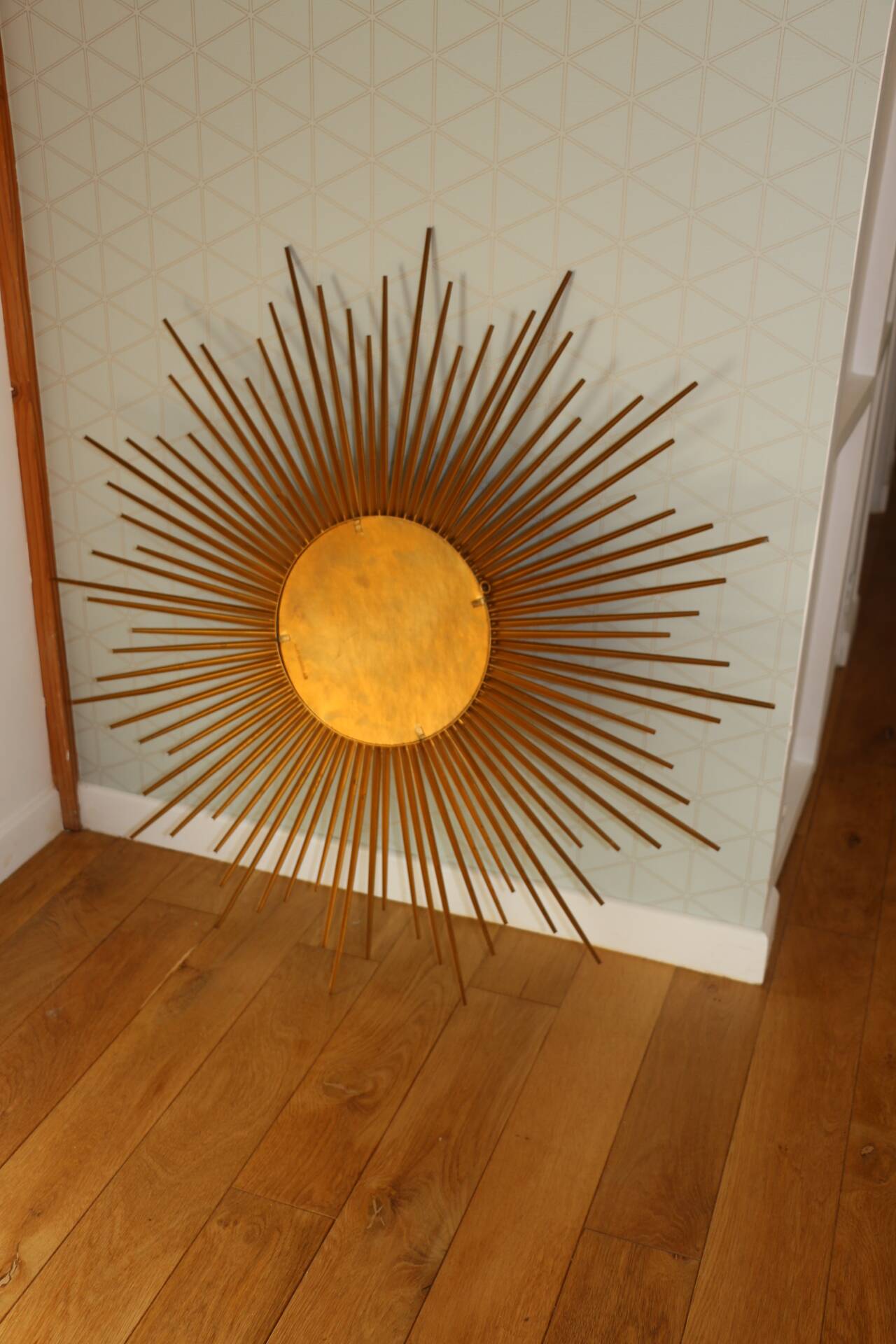 Witch mirror chaty-vallauris 856mm