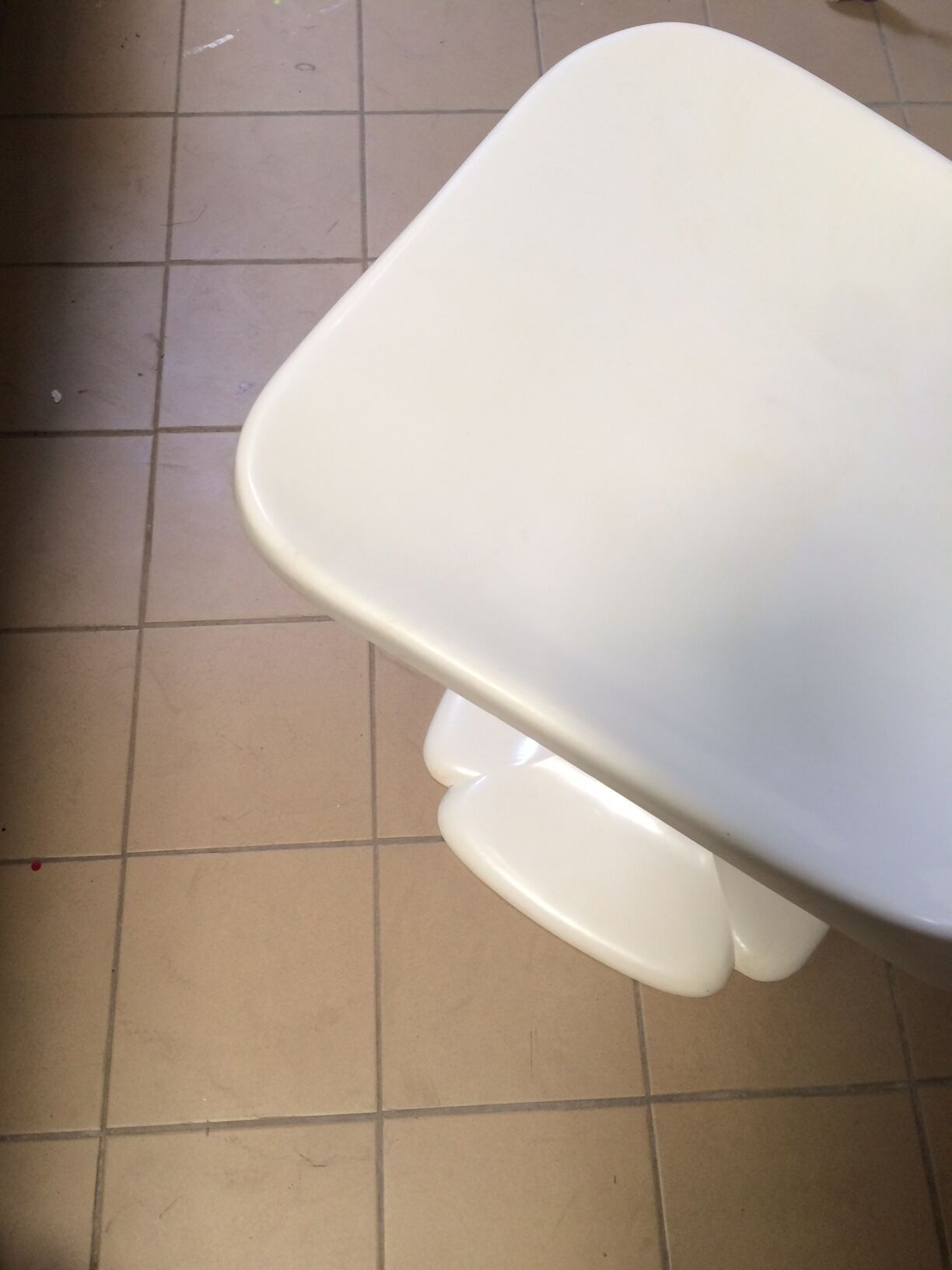 Tulip chair by Gauthier 70